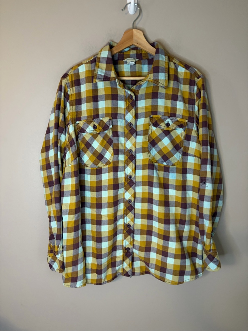 Duluth trading women’s flannel Yellow blue and Brown Plaid 1X